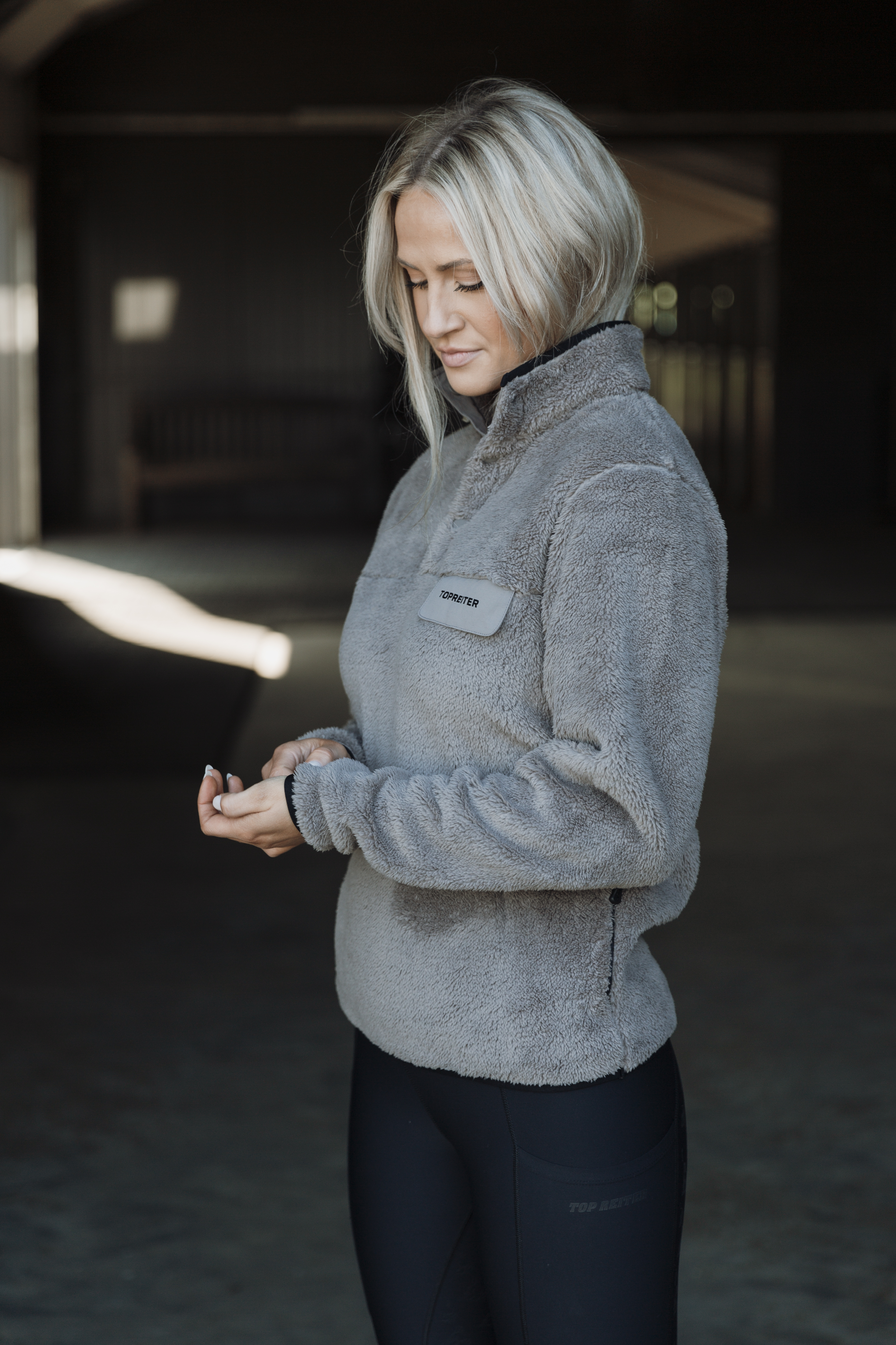 Blær Unisex Pullover Blær Unisex Pullover