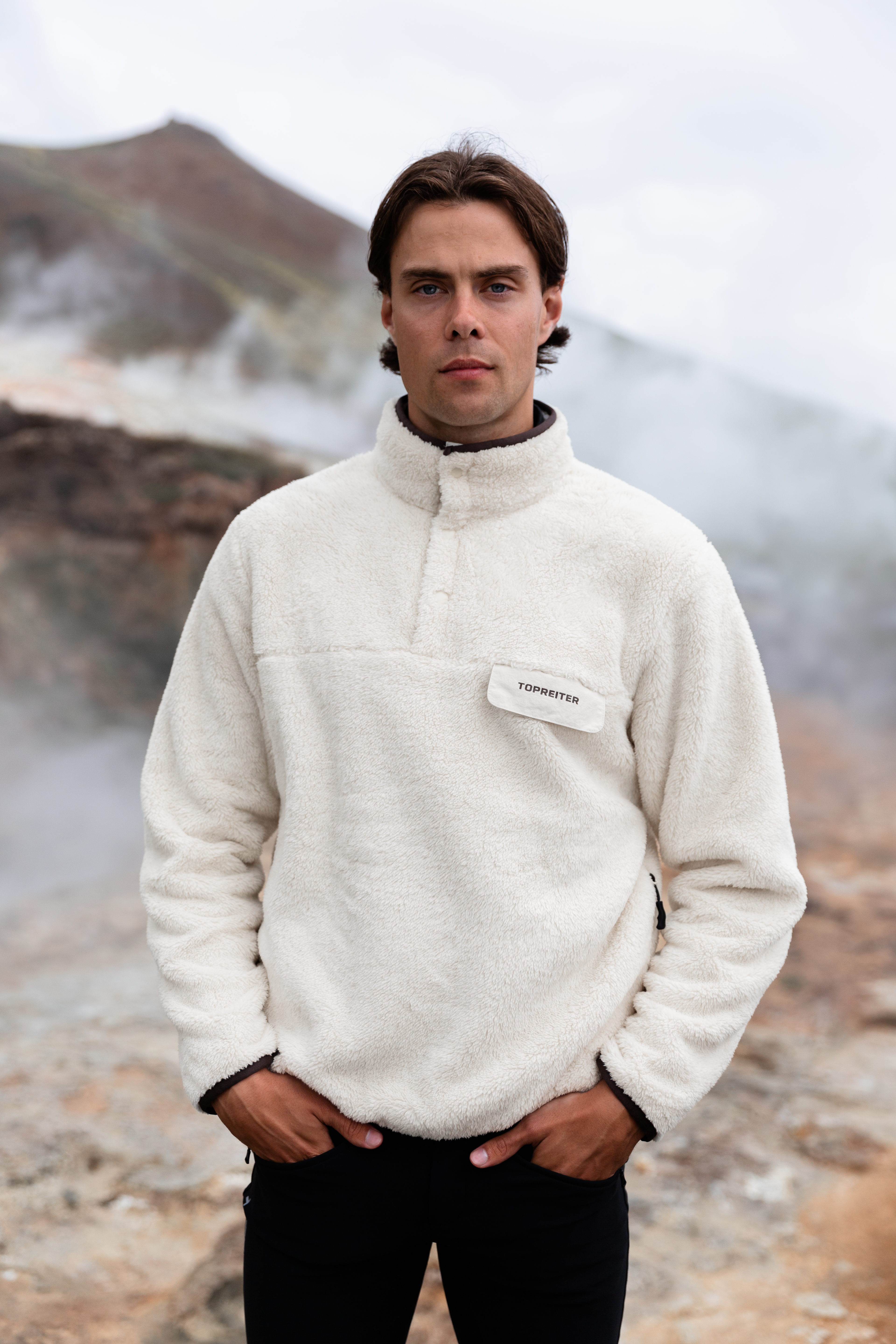 Blær Sweater