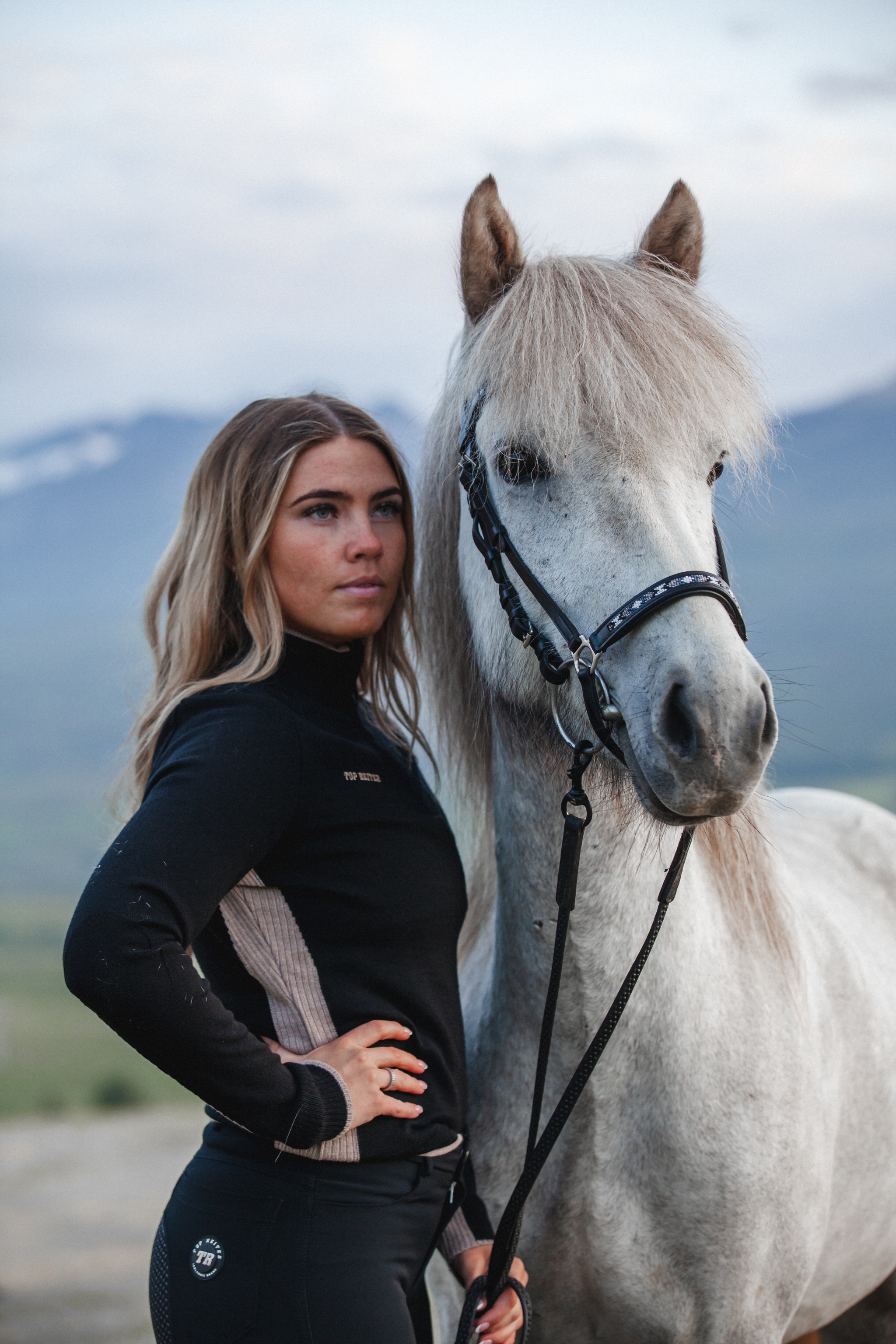 Hlýja Sweater Hlýja Sweater